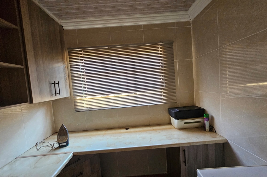 3 Bedroom Property for Sale in Tlhabane West North West